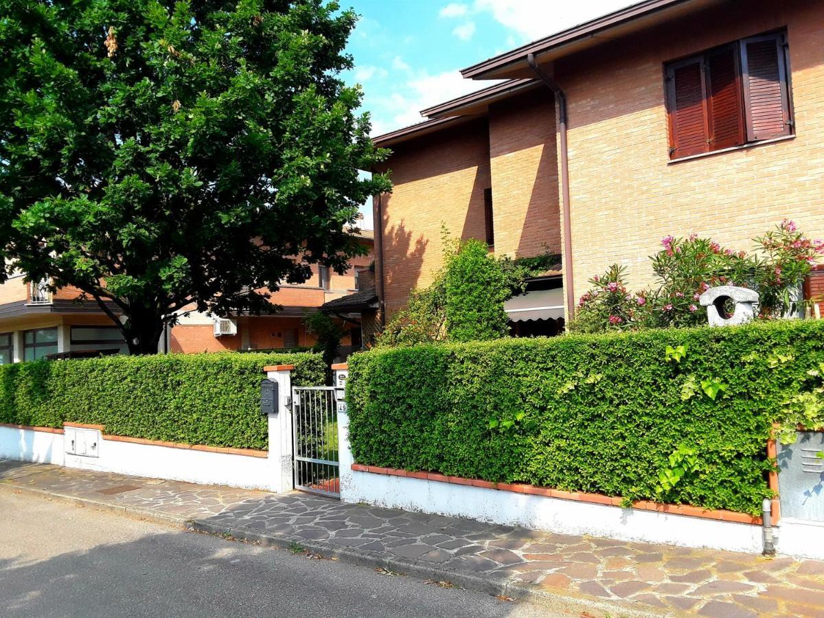 B&B La Rosa Gialla Maranello Exterior photo